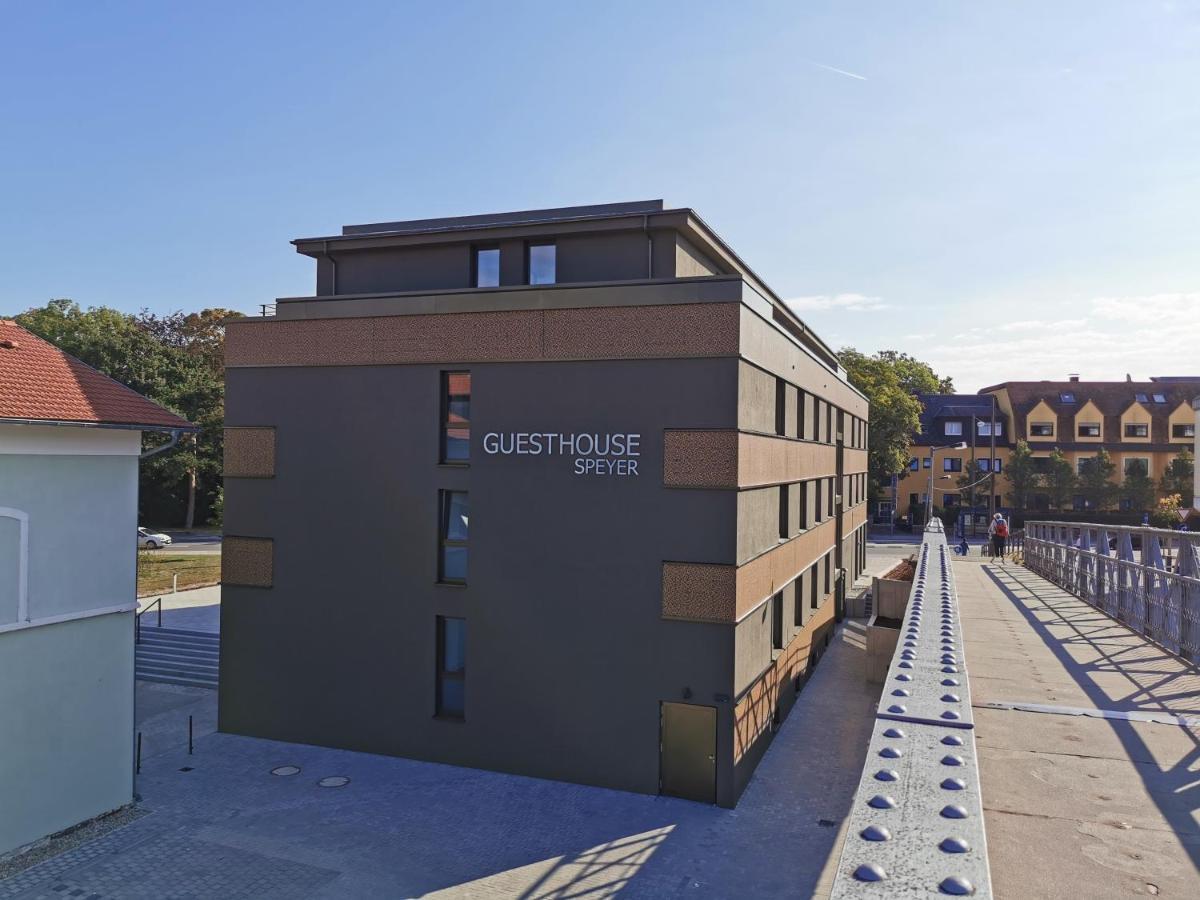 Guesthouse Spira Zewnętrze zdjęcie